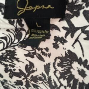 Black and white floral print